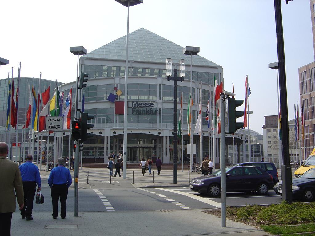 Hotel Astoria Frankfurt am Main Exteriör bild