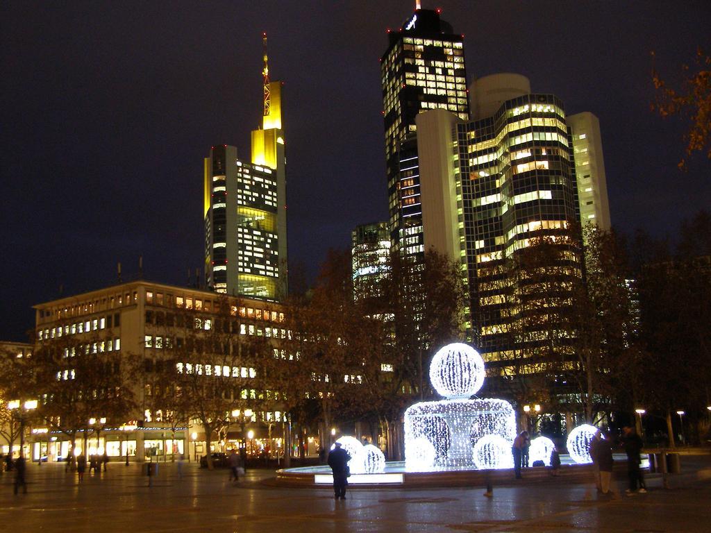 Hotel Astoria Frankfurt am Main Exteriör bild