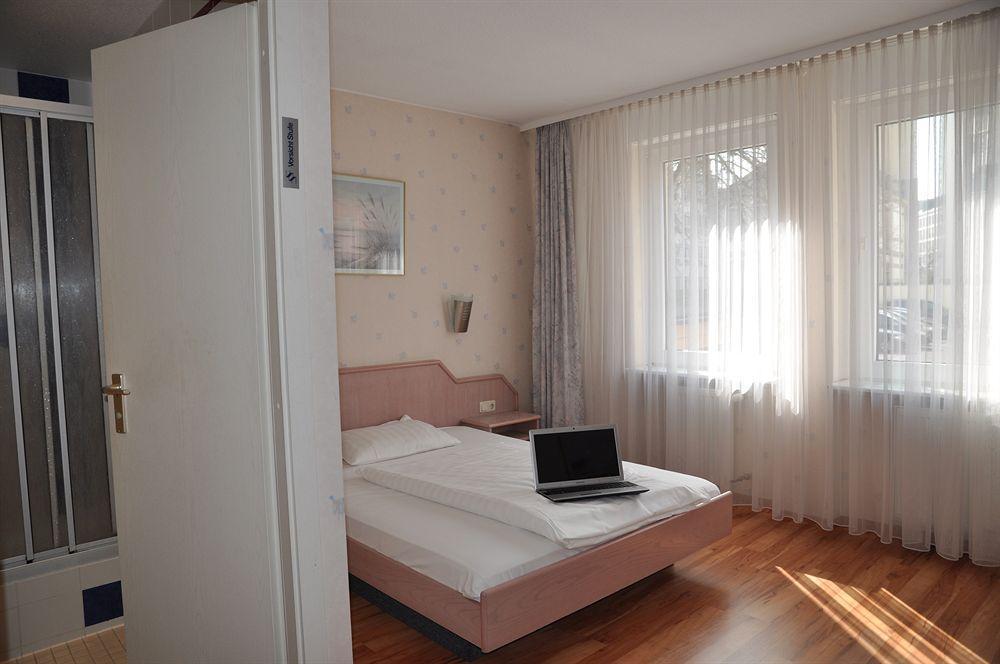 Hotel Astoria Frankfurt am Main Exteriör bild